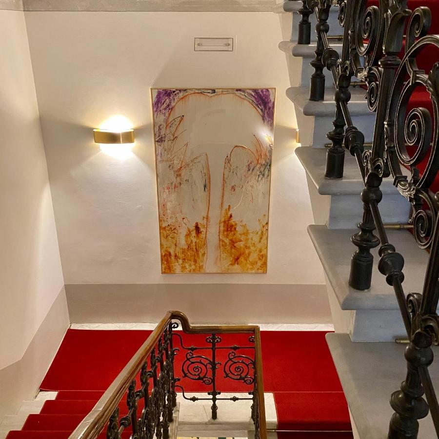 Albergo פיאטרה סנטה מראה חיצוני תמונה